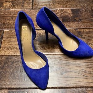 BCBG size 8 4 in heel
